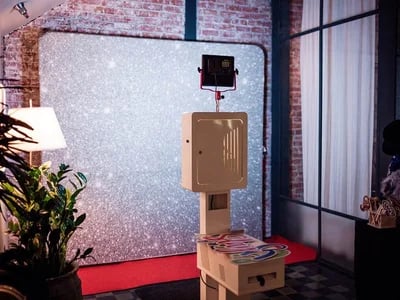 Mit unserer innovativen Lösung einfach Fotobox Messe mieten und Begeisterung auslösen