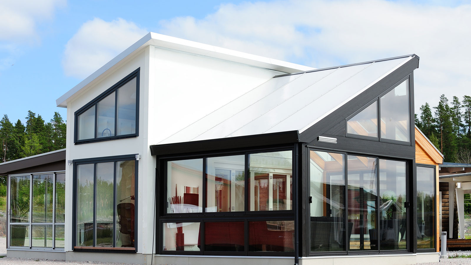 Zeitlos schön – Ihre Terrassenüberdachung aus Alu mit Stil