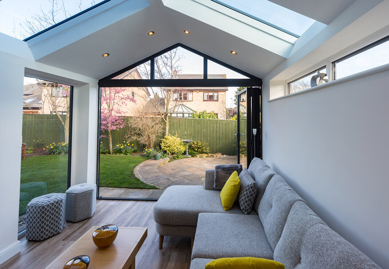 Top Wintergarten Ideen für Sonnenschutz und Terrassenüberdachung