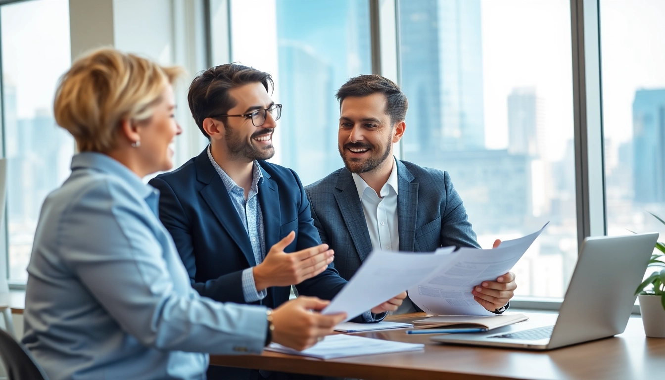 Headhunter Schweiz berät einen Klienten in einem modernen Büro, um Vertrauen und Professionalität zu vermitteln.